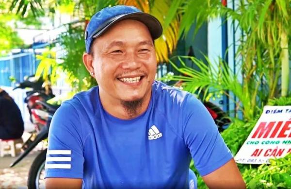 Anh “Minh bán rau” lại gây sốt mạng, mới nhận được tiền từ YouTube