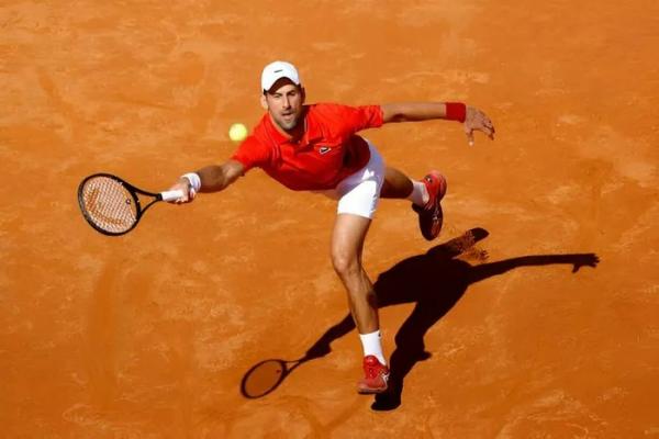 Novak Djokovic đại bại trước đối thủ người Chile
